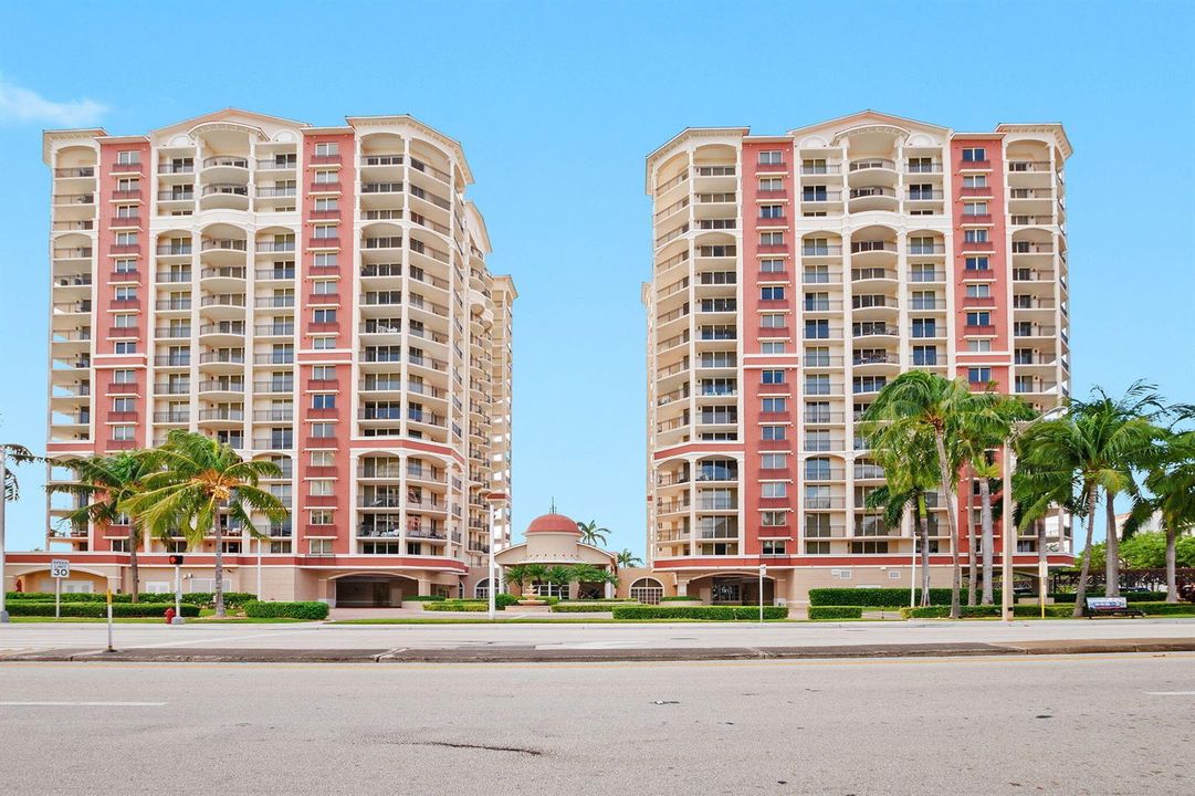 2-web-or-mls-2001-n-ocean-blvd-1102