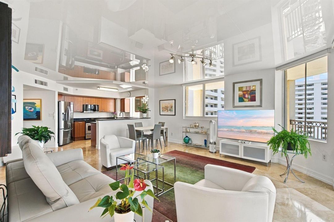 9-web-or-mls-2001-n-ocean-blvd-1102