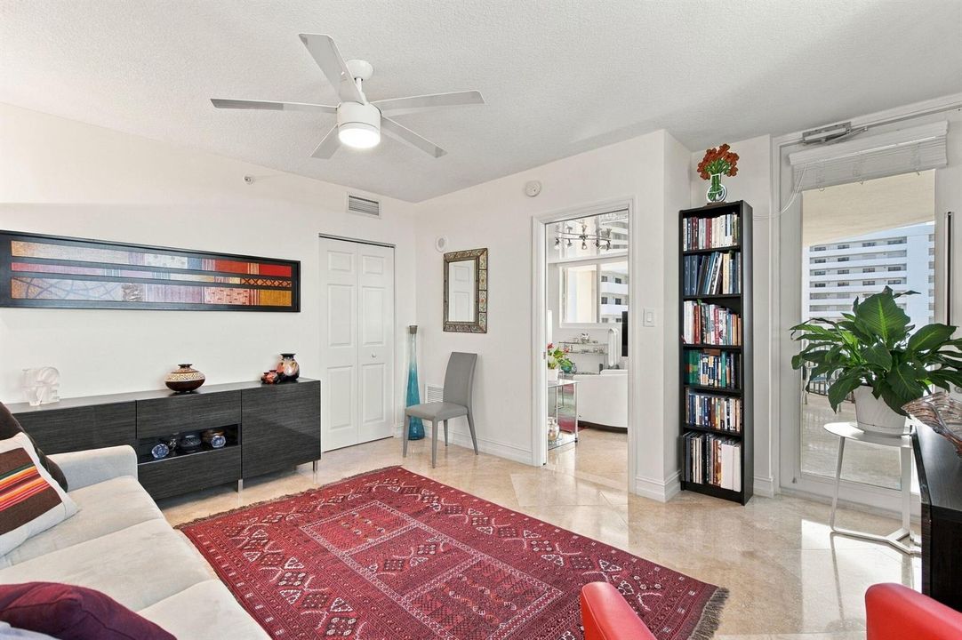 21-web-or-mls-2001-n-ocean-blvd-1102