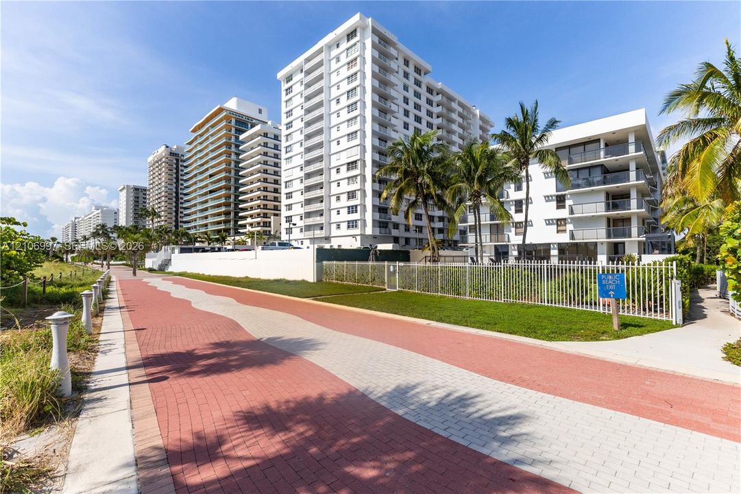 En Venta: $6,900,000 (4 camas, 3 baños, 3567 Pies cuadrados)