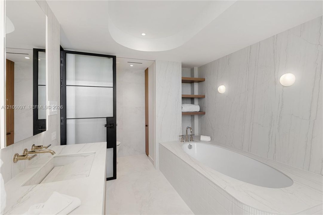 En Venta: $6,900,000 (4 camas, 3 baños, 3567 Pies cuadrados)
