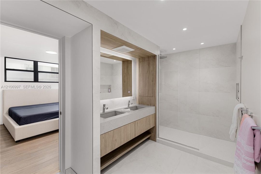 En Venta: $6,900,000 (4 camas, 3 baños, 3567 Pies cuadrados)