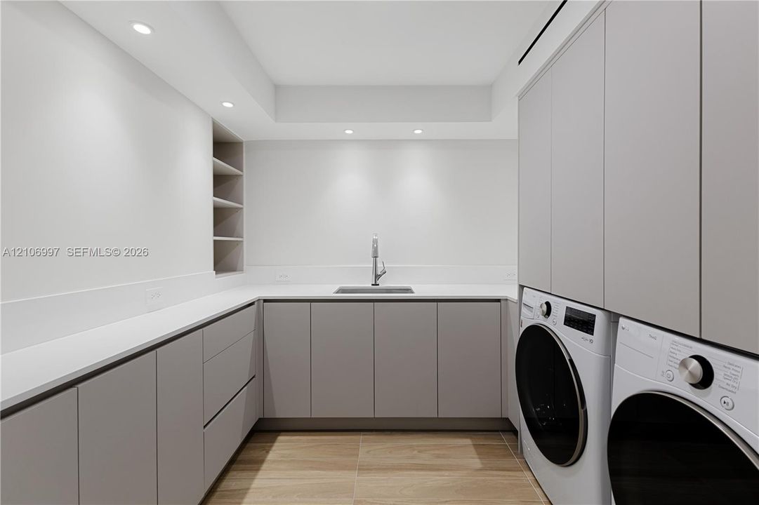 En Venta: $6,900,000 (4 camas, 3 baños, 3567 Pies cuadrados)