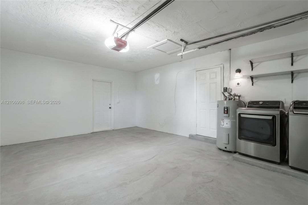 На продажу: $535,000 (3 спален, 2 ванн, 1950 Квадратных фут)