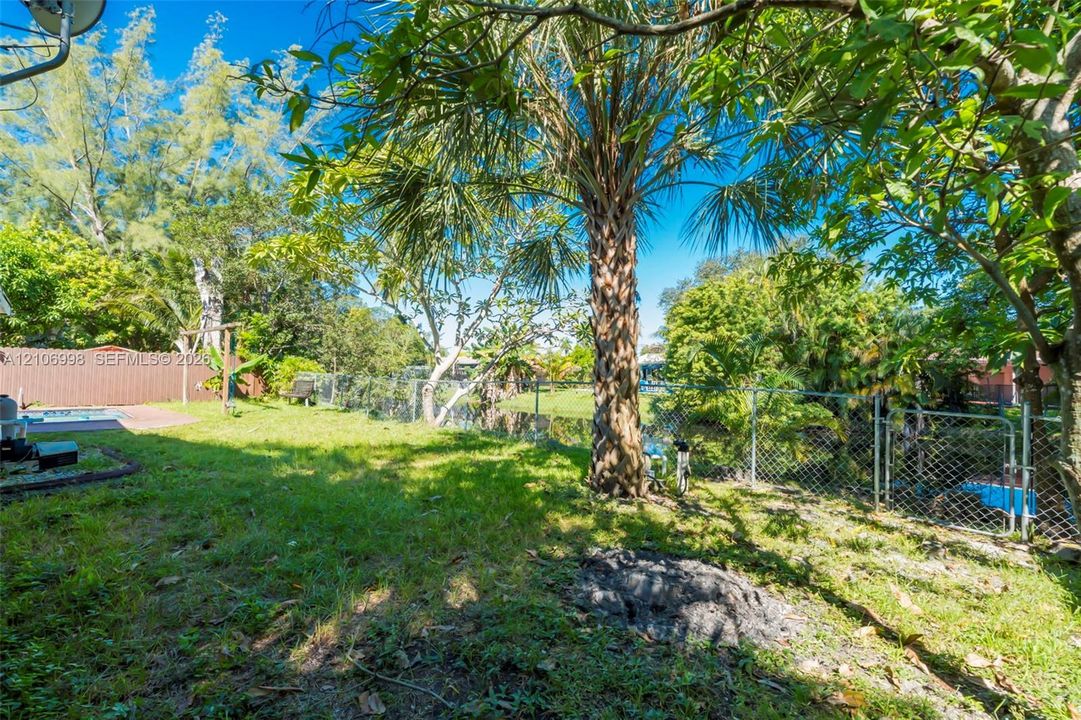 На продажу: $535,000 (3 спален, 2 ванн, 1950 Квадратных фут)