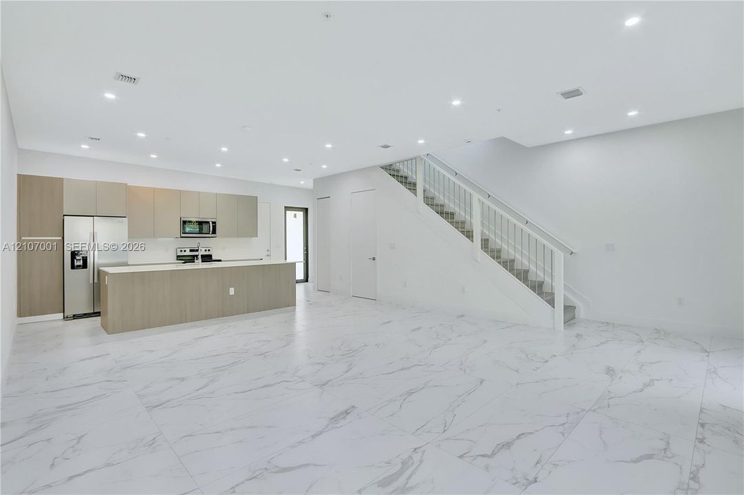 На продажу: $525,000 (3 спален, 2 ванн, 1874 Квадратных фут)