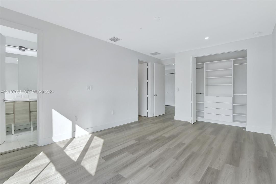 На продажу: $525,000 (3 спален, 2 ванн, 1874 Квадратных фут)
