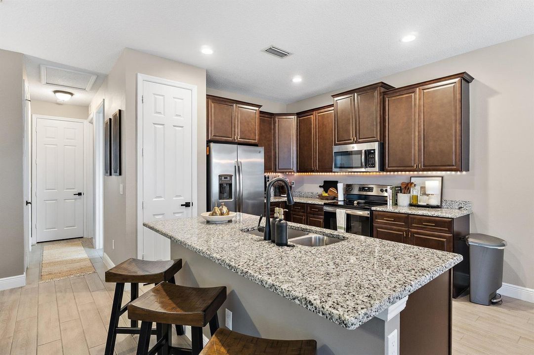 039-1293869thStN-WestPalmBeach-SMALL