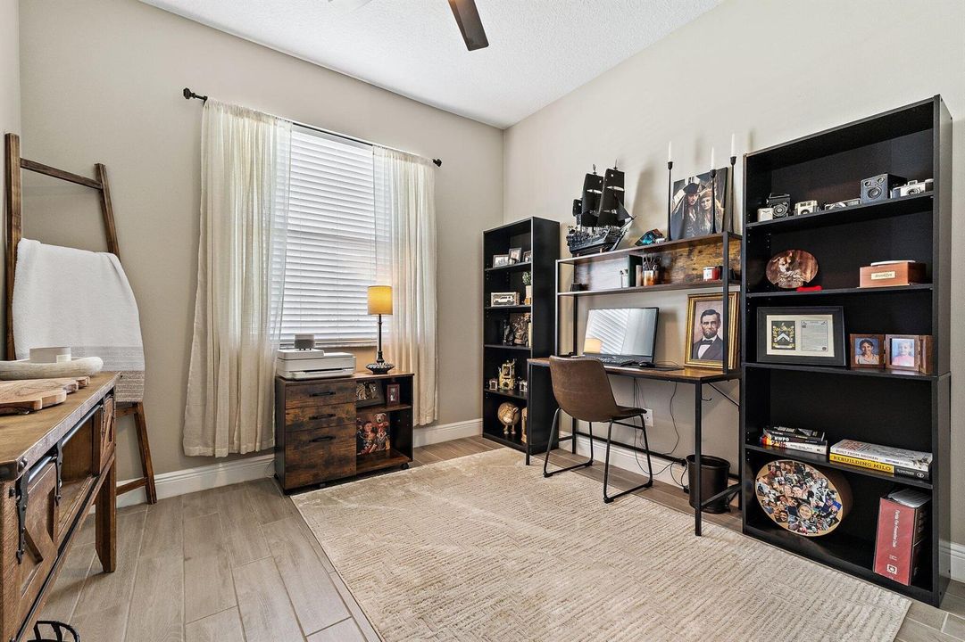 047-1293869thStN-WestPalmBeach-SMALL