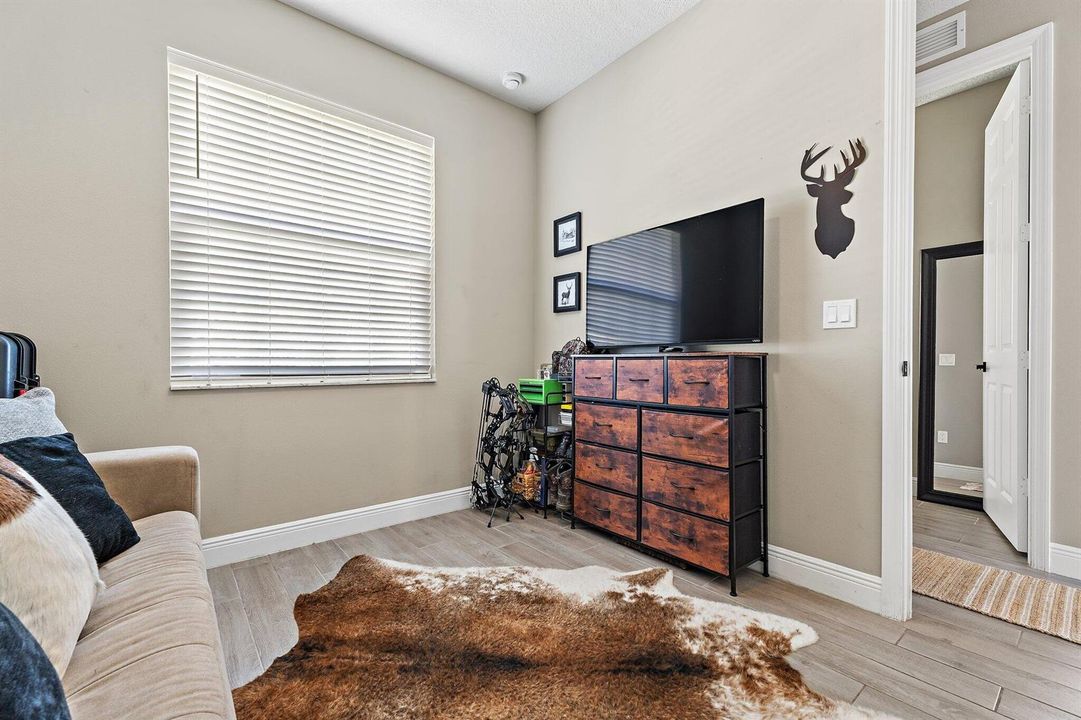 054-1293869thStN-WestPalmBeach-SMALL