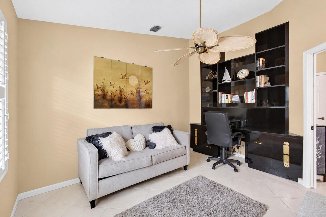 20_Office_and_den