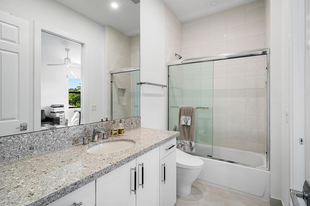 034-9586VescovatoWay-BocaRaton-FL-33496-