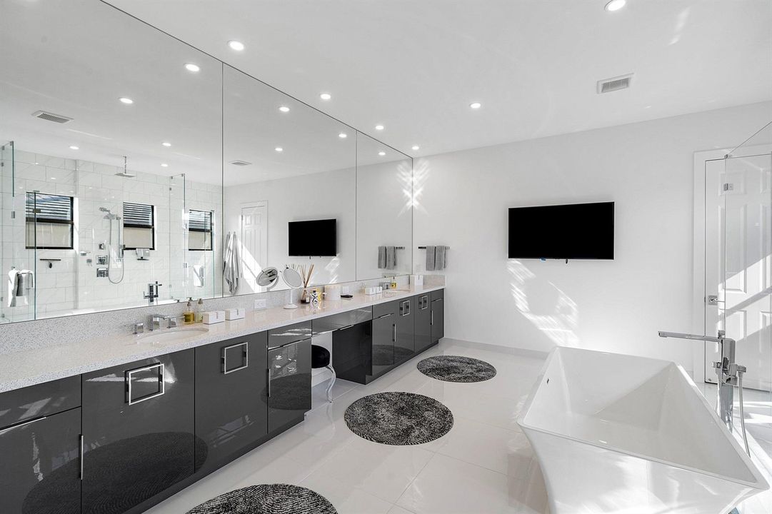 049-9586VescovatoWay-BocaRaton-FL-33496-