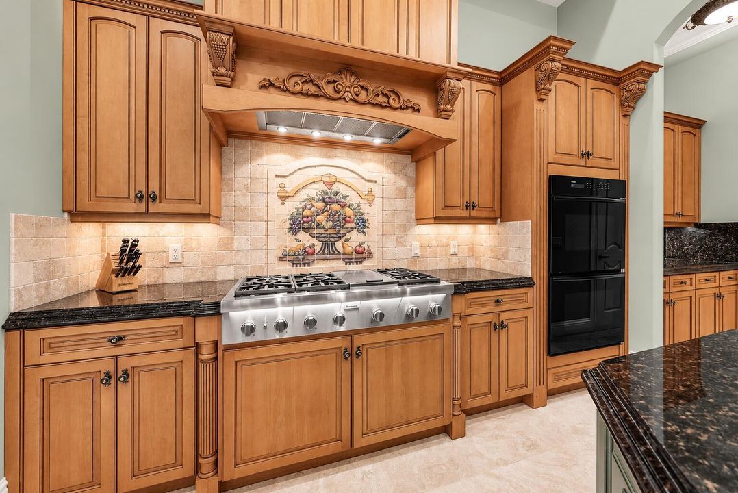 New 6-Burner Gas Range w/ Custom Hood