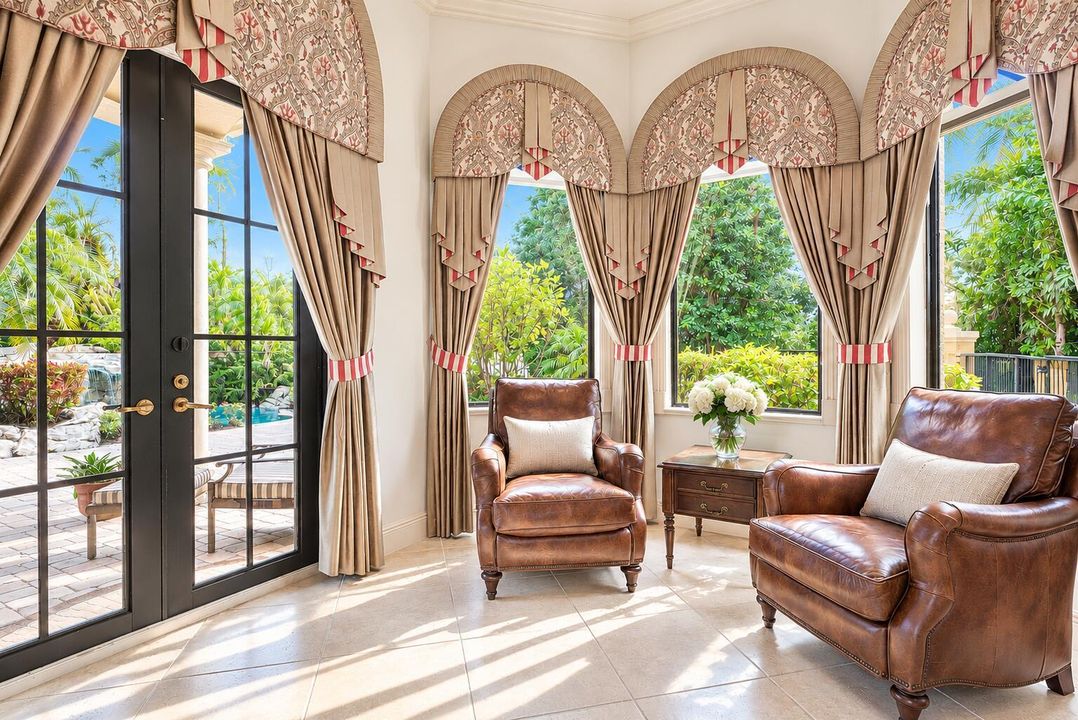 Sunlit Tropical ADU Luxury Sunroom
