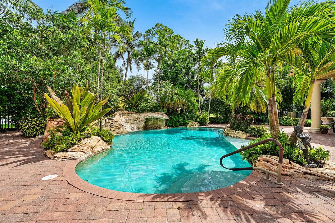 Stunning Pool w/ East Sunrise Views