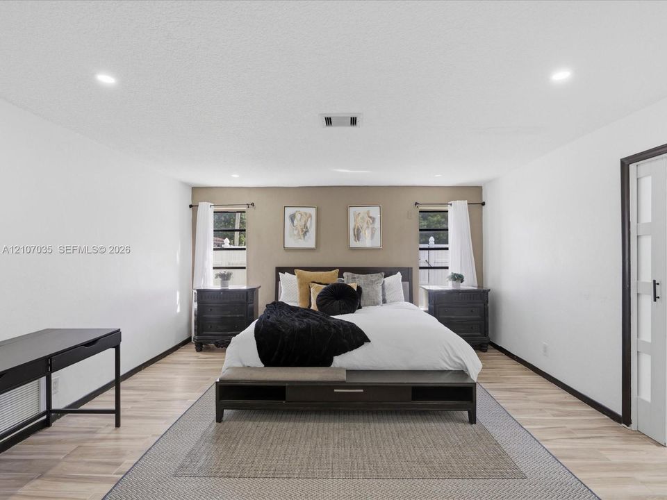 For Sale: $1,299,000 (5 beds, 3 baths, 2696 Square Feet)