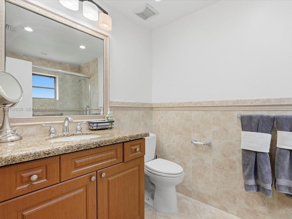 For Sale: $1,299,000 (5 beds, 3 baths, 2696 Square Feet)