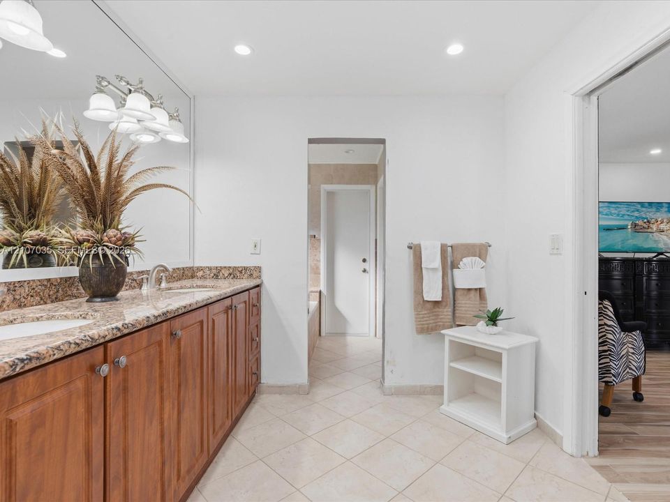 For Sale: $1,299,000 (5 beds, 3 baths, 2696 Square Feet)