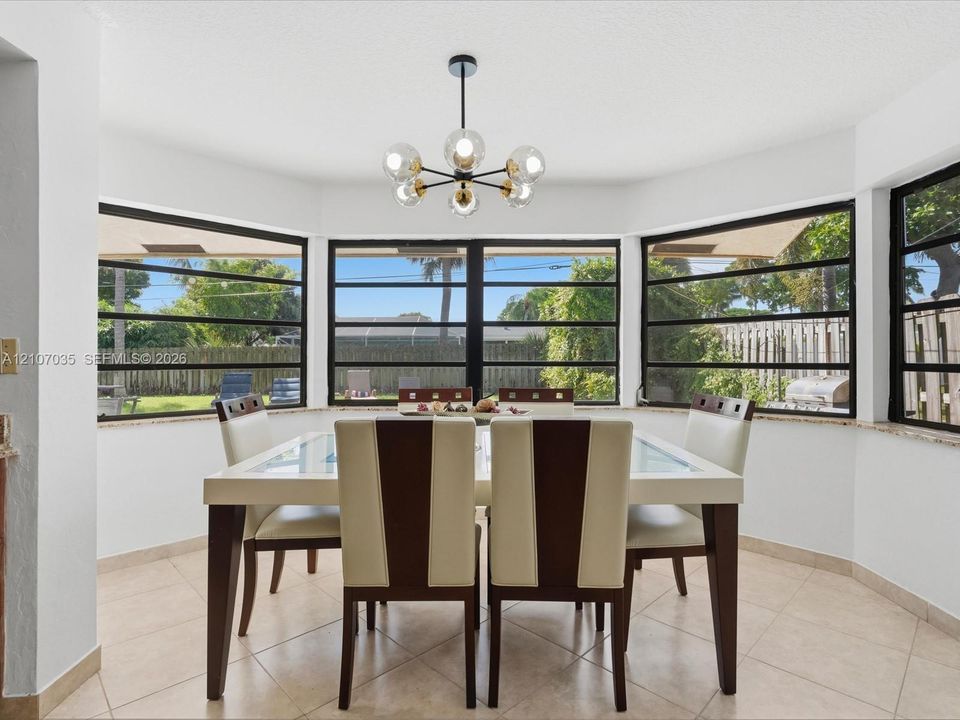 For Sale: $1,299,000 (5 beds, 3 baths, 2696 Square Feet)