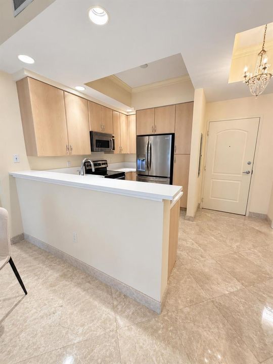 Updated Kitchen Counters & Appliances