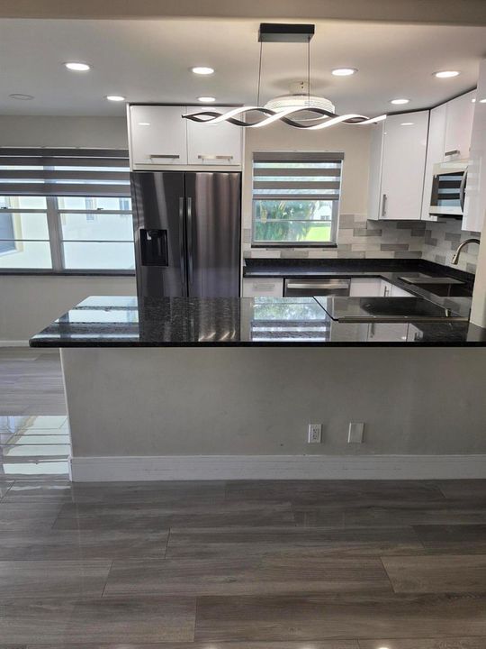 235 DORSET F - KITCHEN PHOTO 1