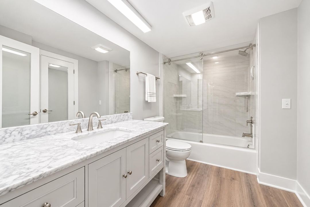 Bright Modern Second Bathroom