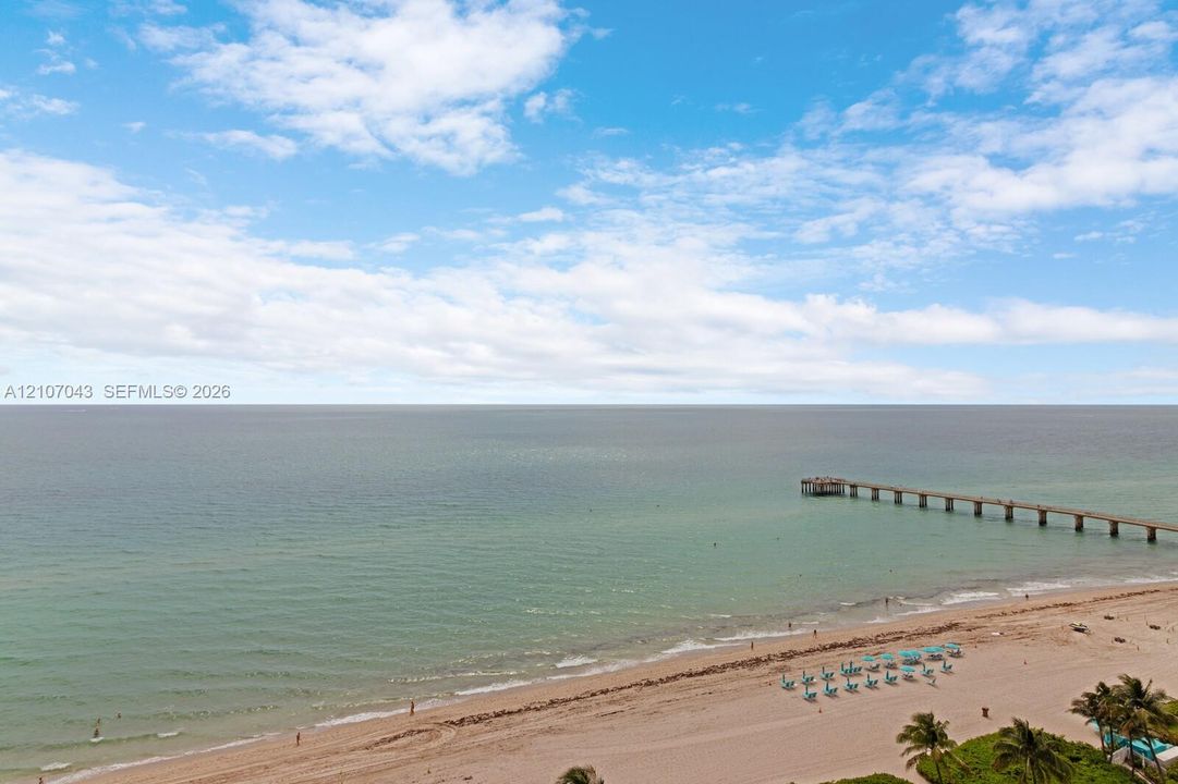 For Sale: $3,400,000 (2 beds, 2 baths, 1704 Square Feet)