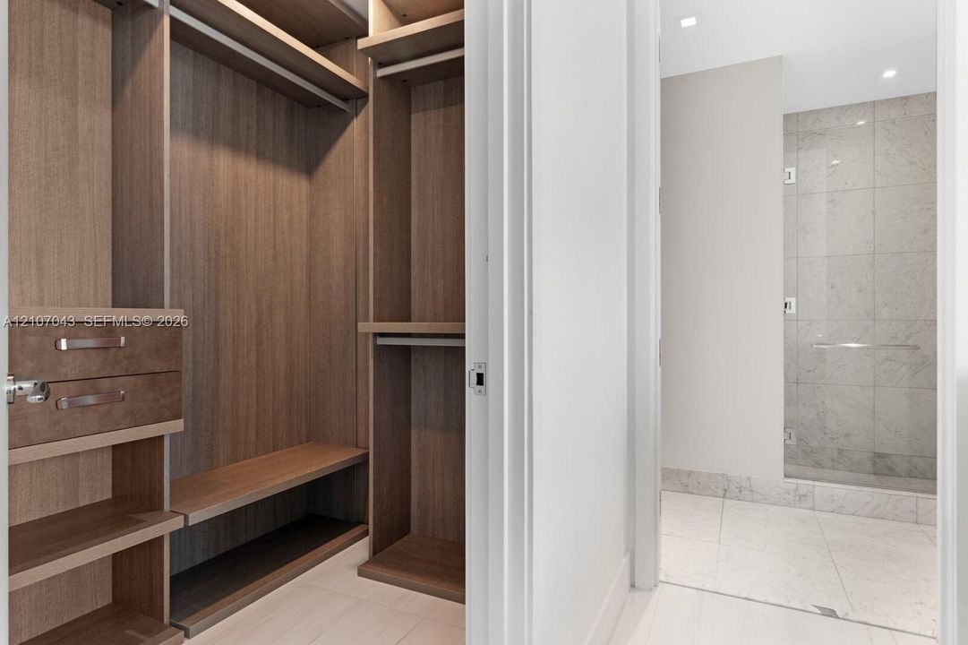 For Sale: $3,400,000 (2 beds, 2 baths, 1704 Square Feet)