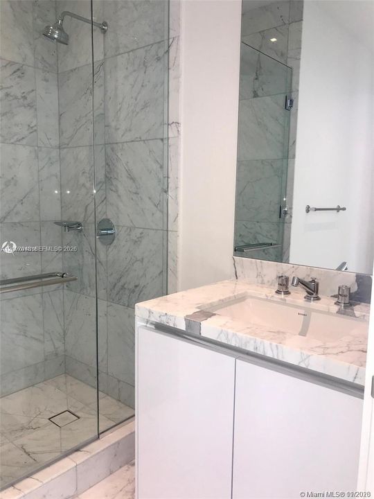 For Sale: $3,400,000 (2 beds, 2 baths, 1704 Square Feet)