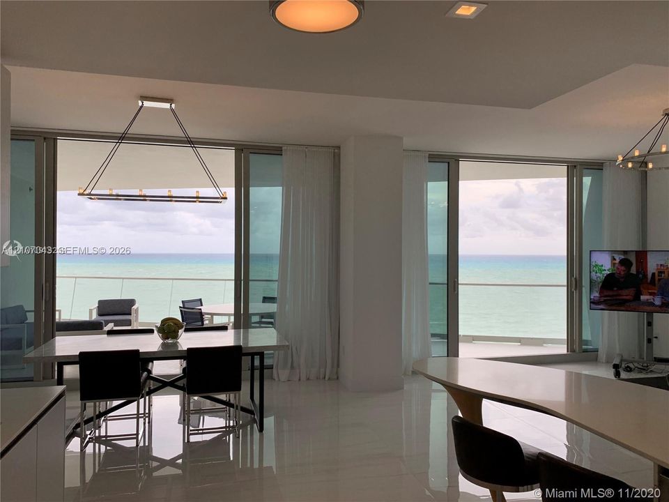 For Sale: $3,400,000 (2 beds, 2 baths, 1704 Square Feet)