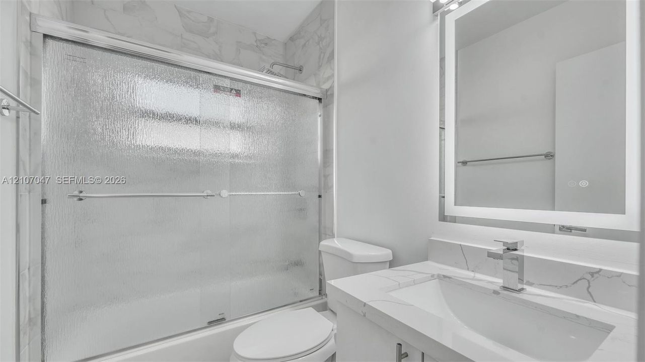В аренду: $4,500 (4 спален, 2 ванн, 1702 Квадратных фут)