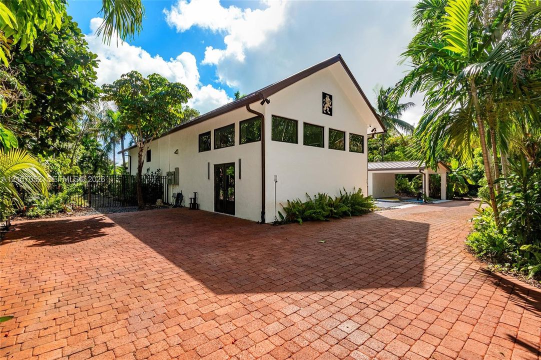 En Venta: $3,900,000 (2 camas, 3 baños, 3536 Pies cuadrados)