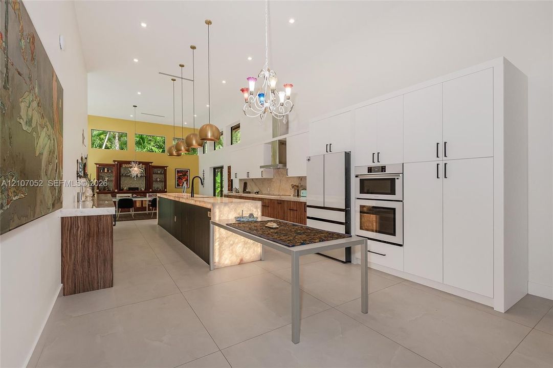 En Venta: $3,900,000 (2 camas, 3 baños, 3536 Pies cuadrados)
