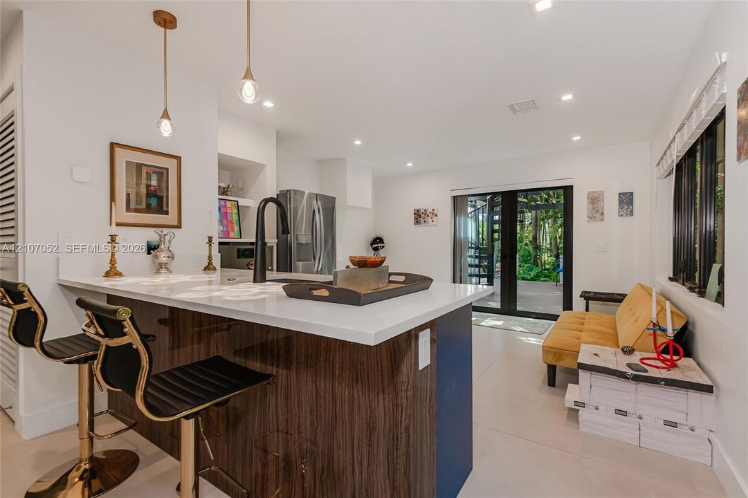 En Venta: $3,900,000 (2 camas, 3 baños, 3536 Pies cuadrados)
