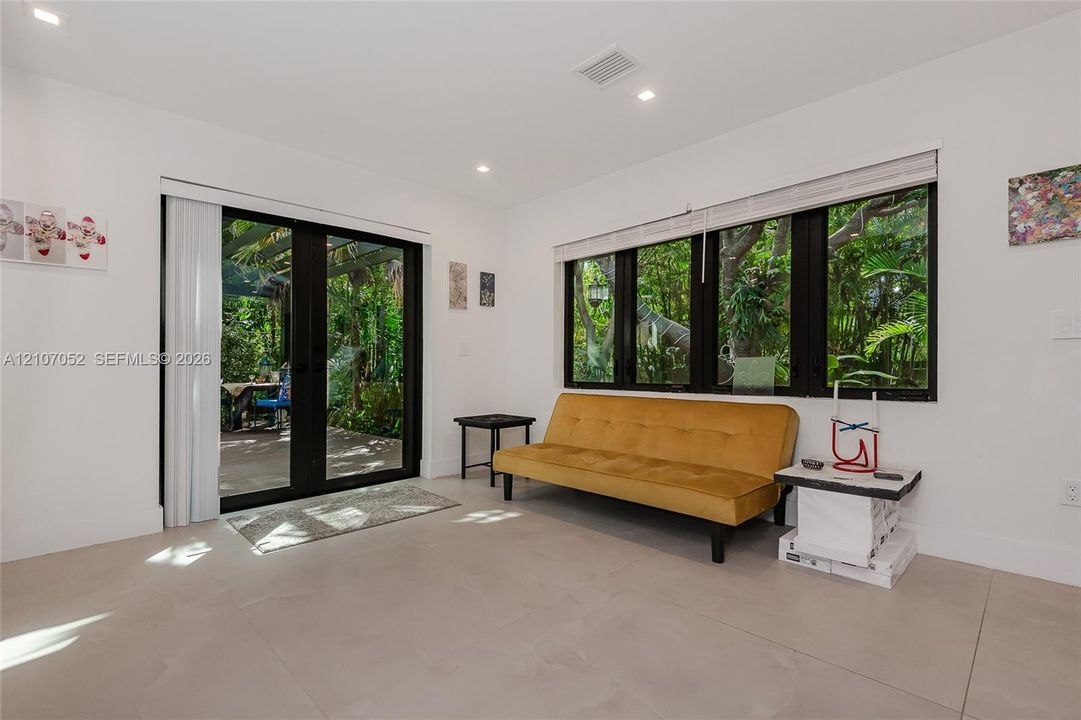 En Venta: $3,900,000 (2 camas, 3 baños, 3536 Pies cuadrados)