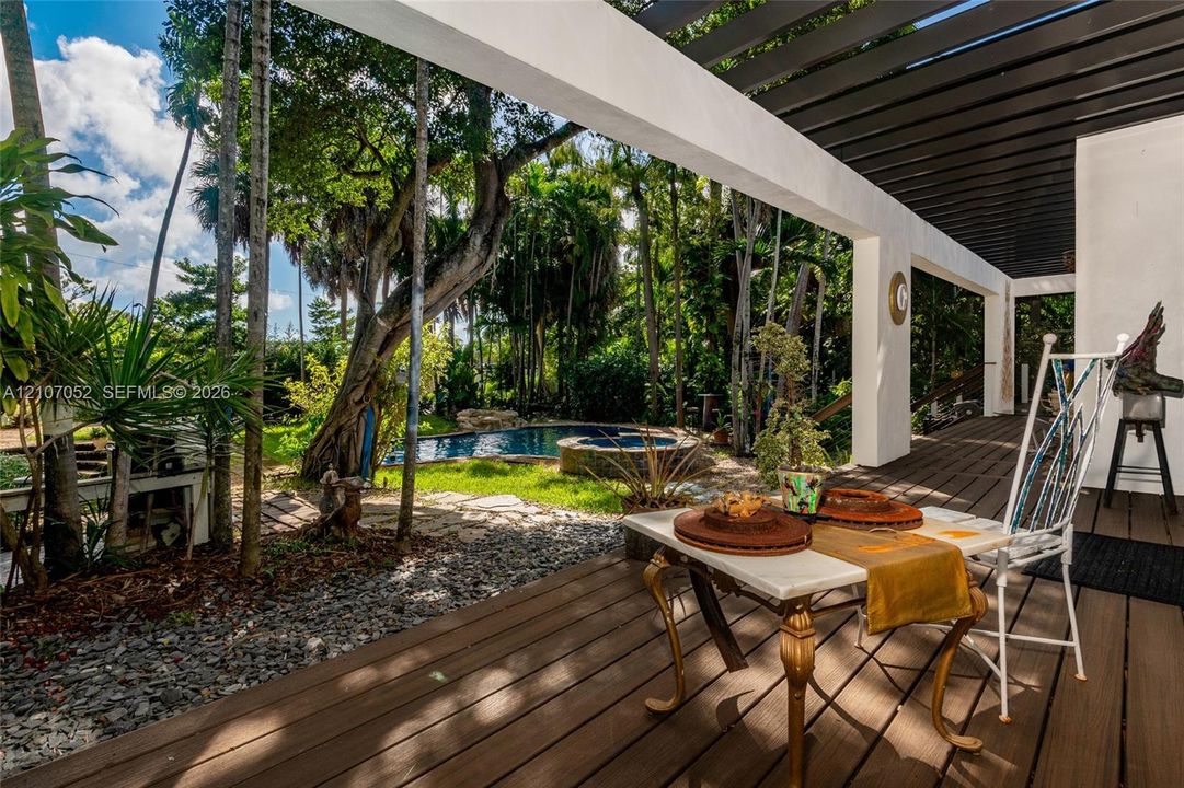 En Venta: $3,900,000 (2 camas, 3 baños, 3536 Pies cuadrados)