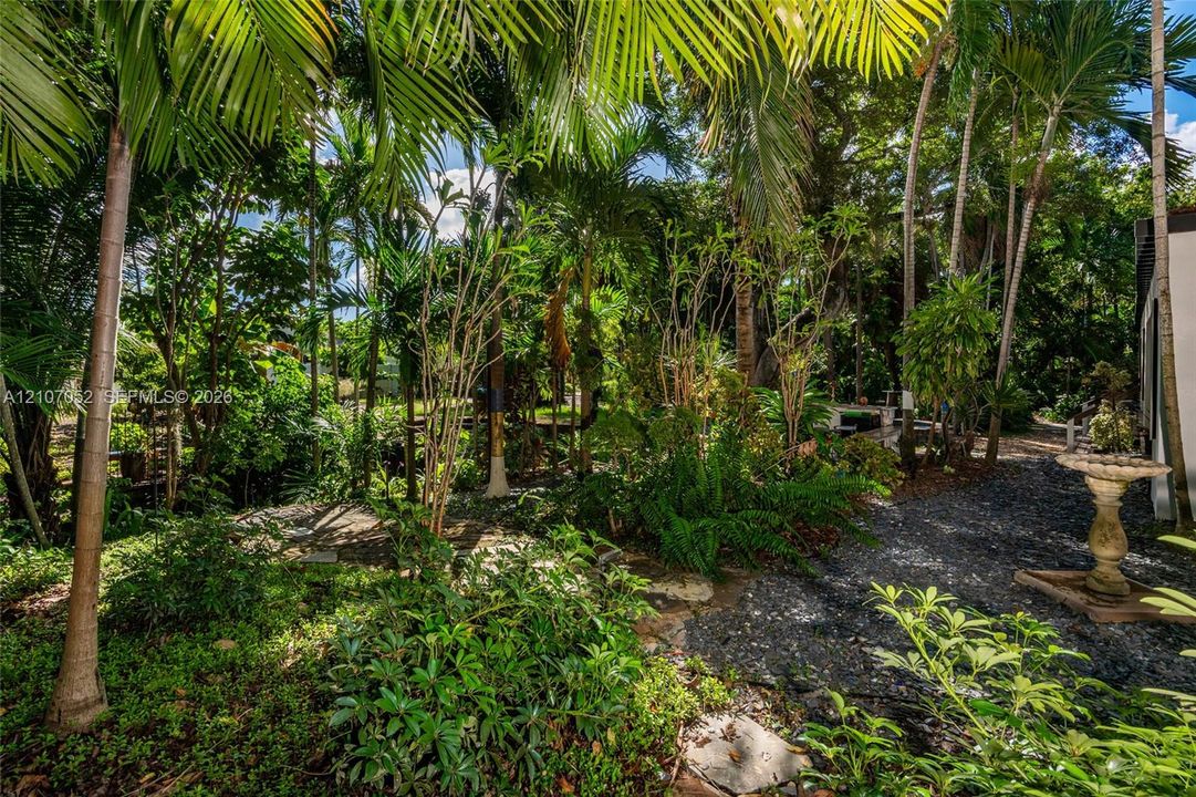 En Venta: $3,900,000 (2 camas, 3 baños, 3536 Pies cuadrados)