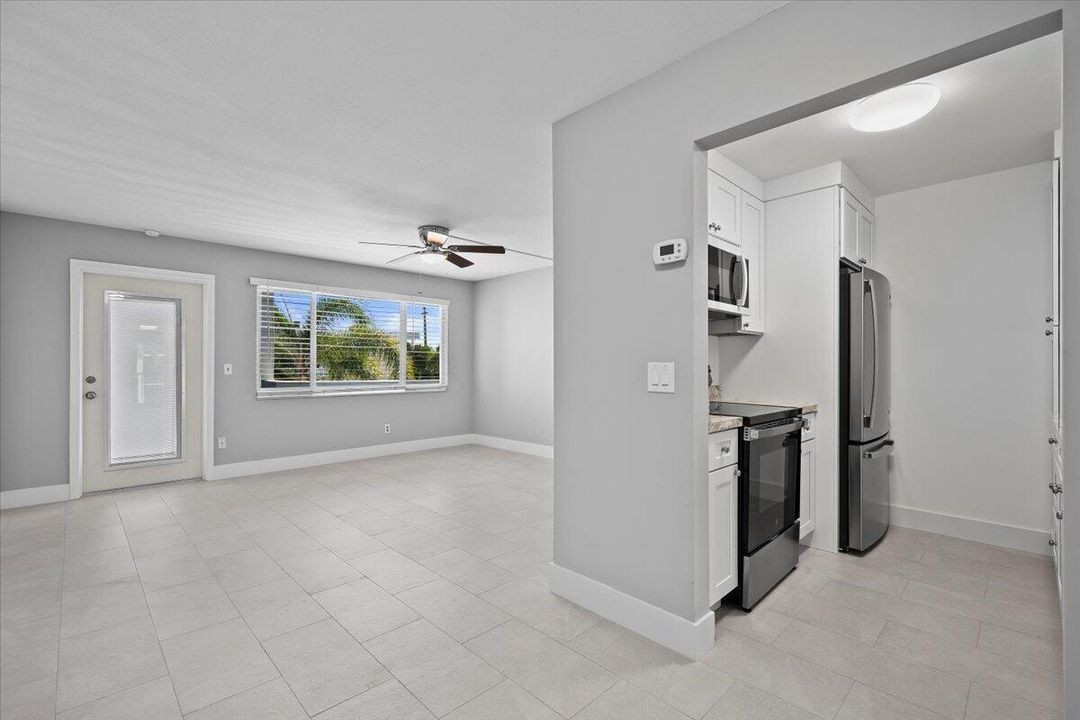 Living Room/Kitchen