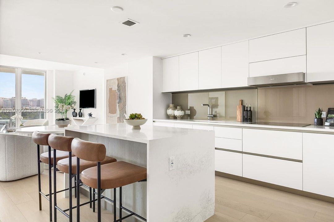 For Sale: $2,495,000 (3 beds, 3 baths, 1830 Square Feet)