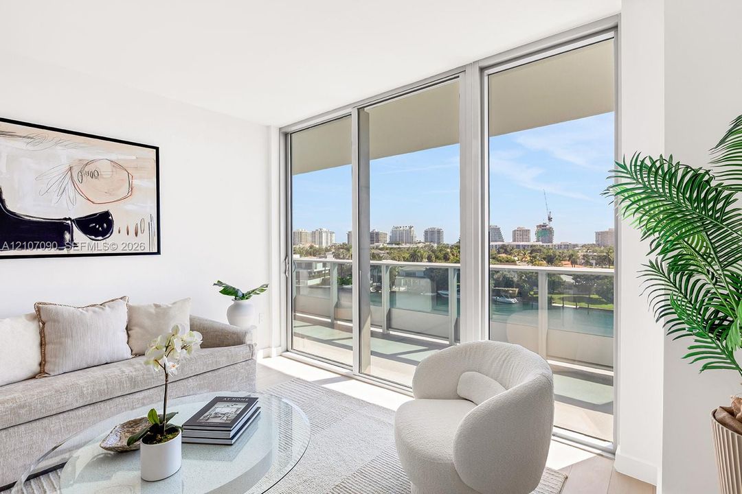 For Sale: $2,495,000 (3 beds, 3 baths, 1830 Square Feet)