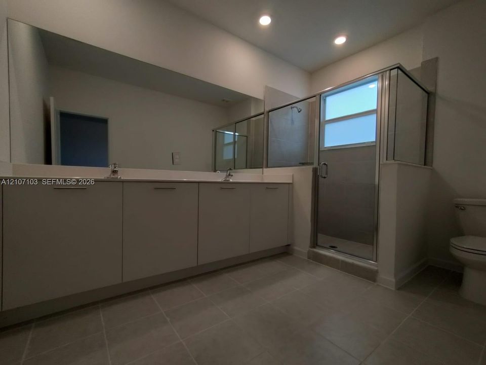 В аренду: $3,000 (3 спален, 2 ванн, 1533 Квадратных фут)