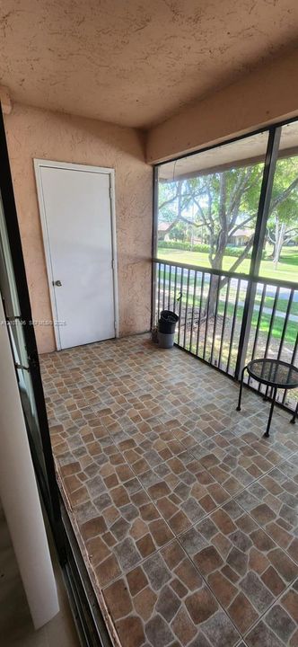 En Renta: $2,250 (2 camas, 2 baños, 925 Pies cuadrados)