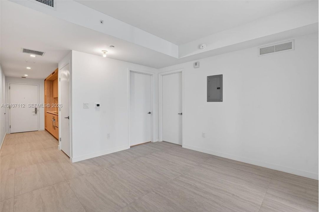 В аренду: $3,600 (1 спален, 1 ванн, 0 Квадратных фут)