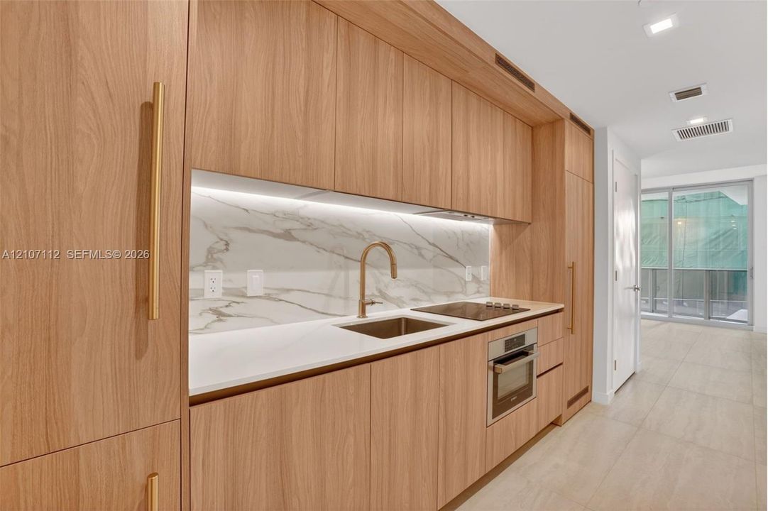 В аренду: $3,600 (1 спален, 1 ванн, 0 Квадратных фут)