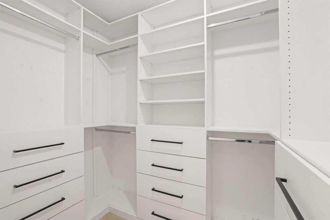 Primary Walk in Closet