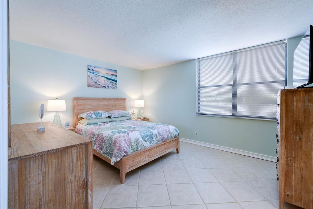 825 Egret Cir Delray Beach FL-print-008-