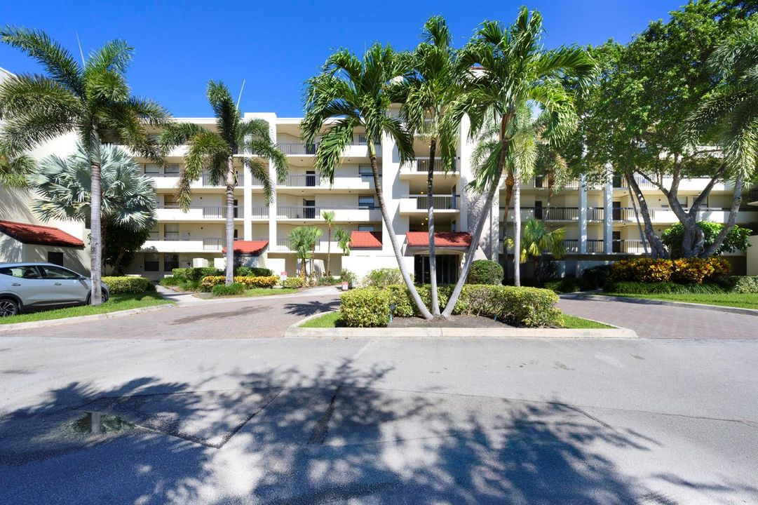 825 Egret Cir Delray Beach FL-print-002-