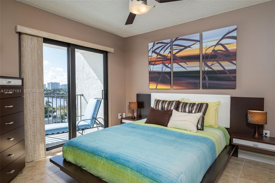 For Rent: $5,500 (2 beds, 2 baths, 1190 Square Feet)