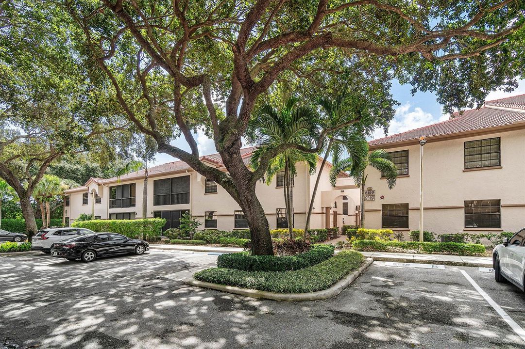 003-5188EuropaDrive-C-BoyntonBeach-FL-33